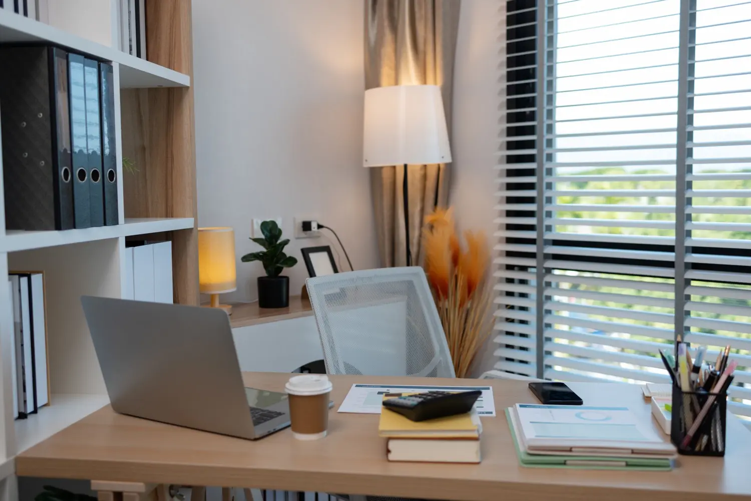 Design the Perfect Home Office: Custom Storage Ideas to Maximize ...